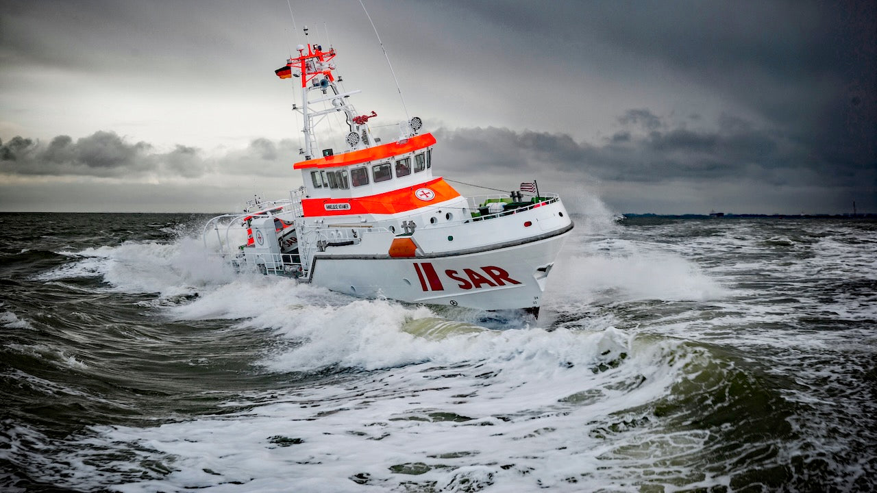 Seenotretterkreuzer der DGzRS.