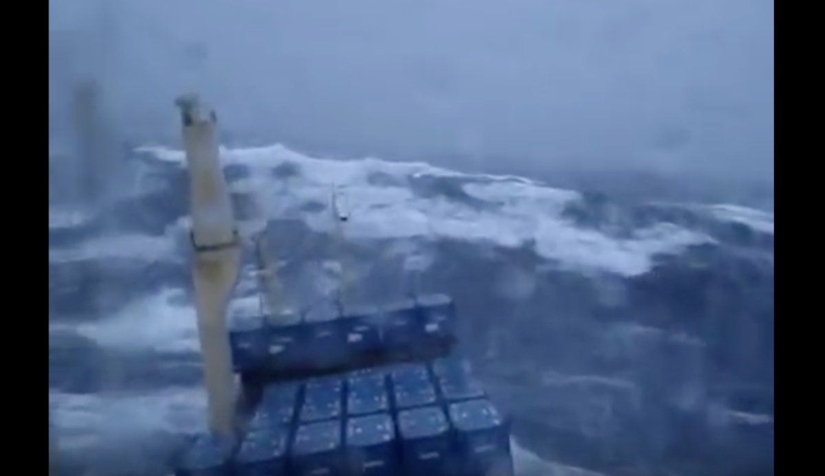 Boje vor Neufundland misst 30 Meter hohe Monsterwelle - Ankerherz Verlag