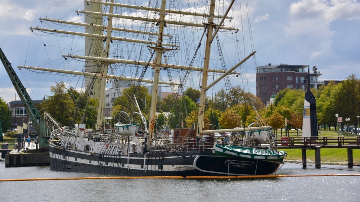 Das Schicksal der Seute Deern in Bremerhaven ist besiegelt - Ankerherz Verlag