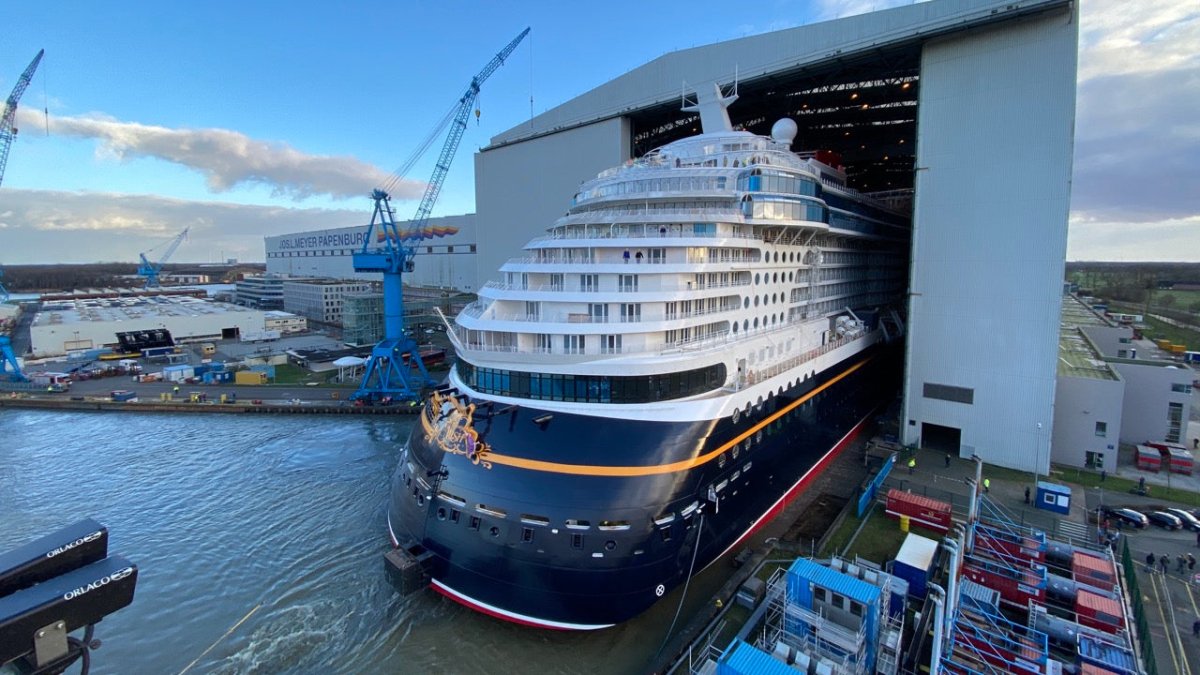 Disney Wish verlässt erstmals Dock der Meyer Werft - Ankerherz Verlag