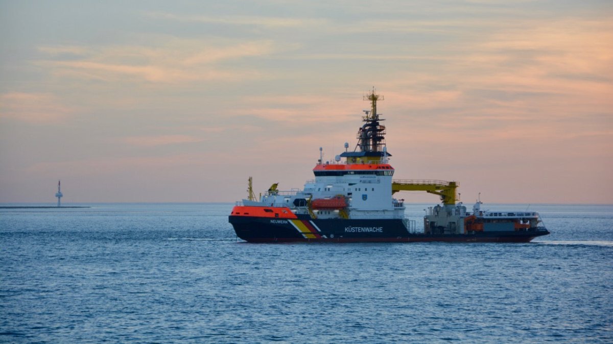 Havarie vor Cuxhaven: Tanker mit Gefahrgut läuft auf Grund - Ankerherz Verlag