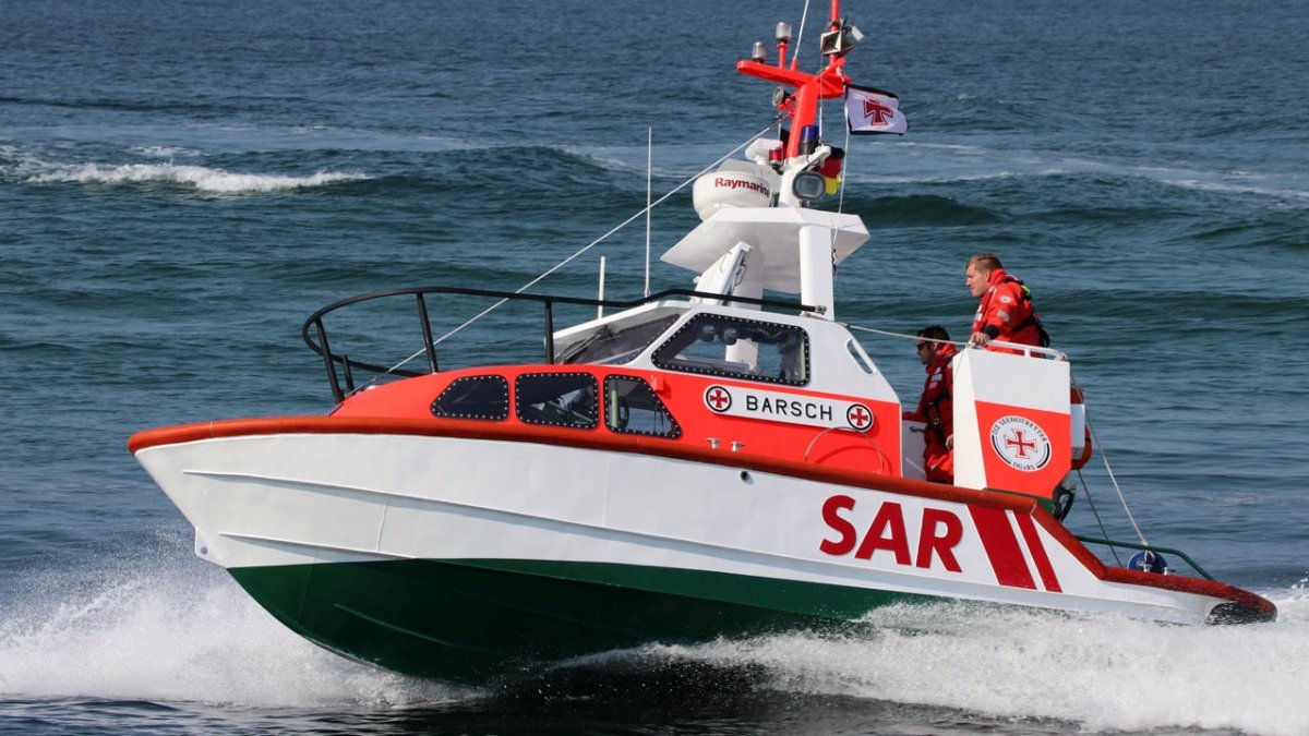 Im Nebel verirrt: Seenotretter retten Angler vor Fischland - Ankerherz Verlag