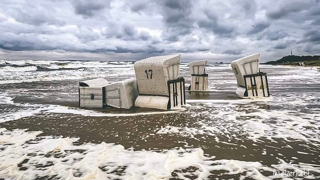 Ostsee: Sturmflut kommt mit fünf Meter hohen Wellen - Ankerherz Verlag